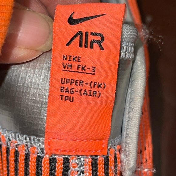 Nike Air VaporMax FlyKnit 3 GS mango sneakers - Picture 8 of 9